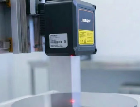 592kHz快速狂飆，?？禉C器人點激光位移傳感器實力登場